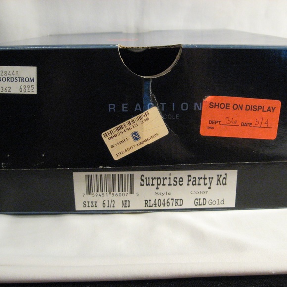 KENNETH COLE REACTION STACK HEEL SANDALS 6.5 MED. - Picture 7 of 7